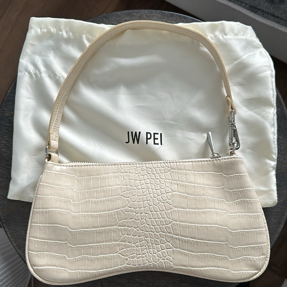 Like New JW PEI Eva Shoulder Bag in Ivory Croc